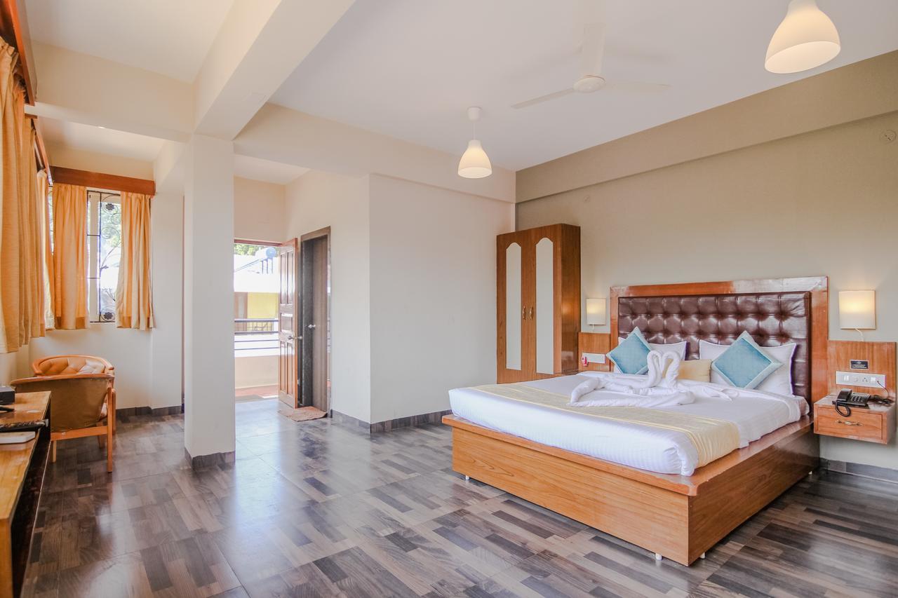 Royale Nirvana Resort Arpora Exterior photo